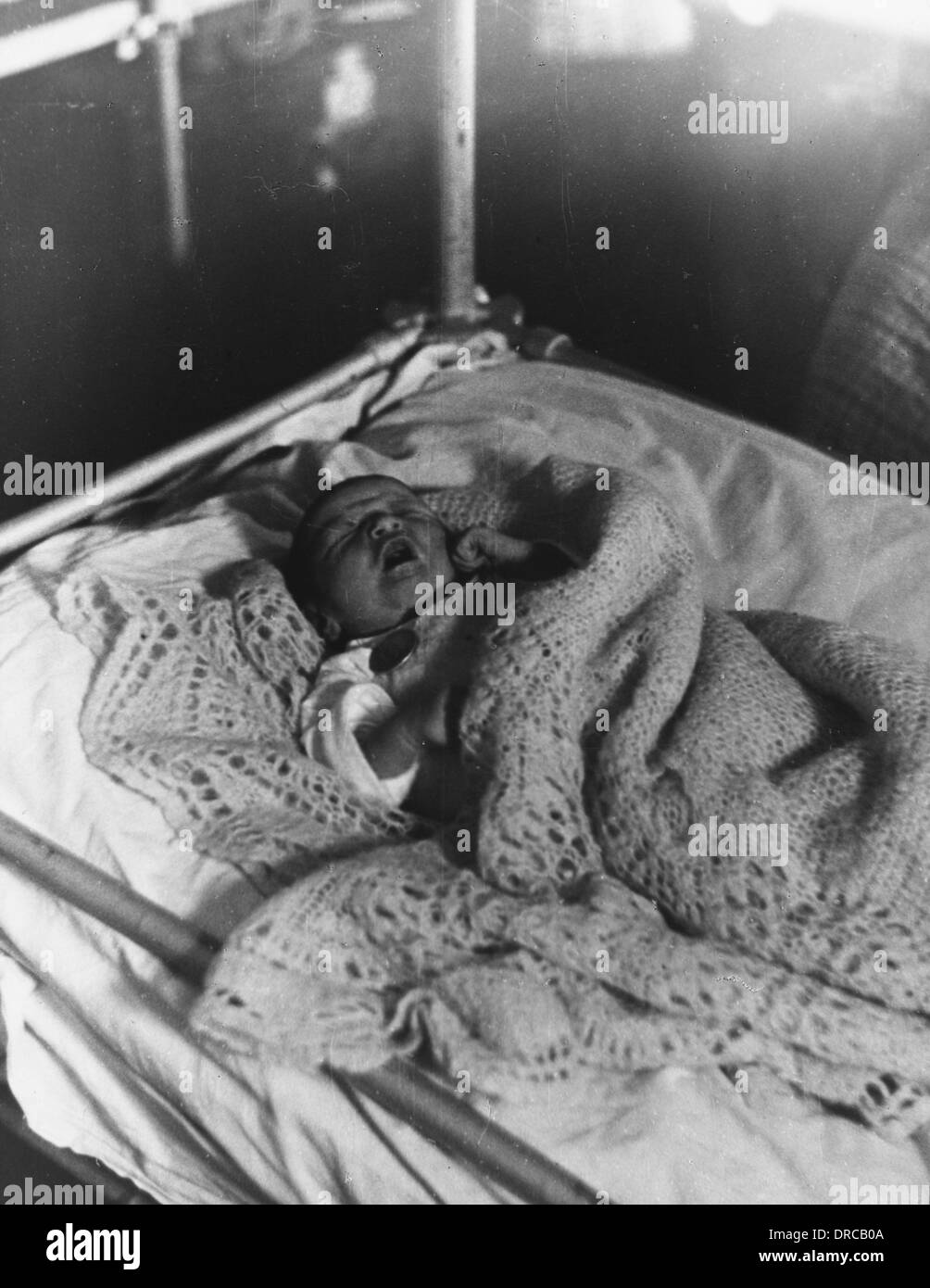 Baby dei rifugiati durante la seconda guerra mondiale Foto Stock