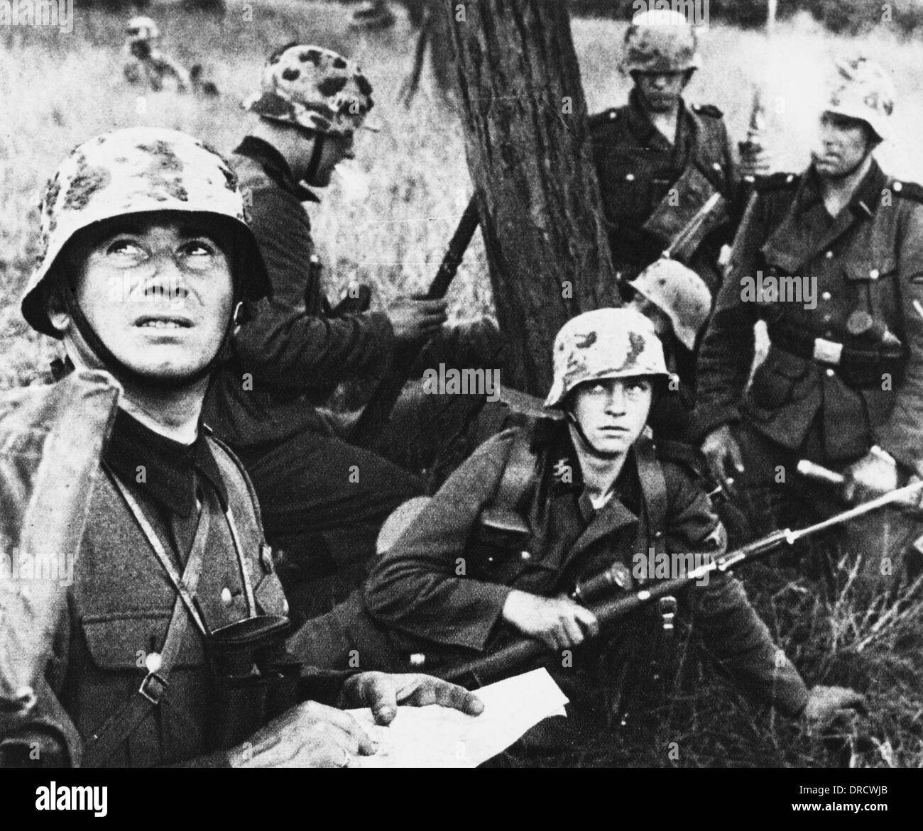 Waffen SS Troopers DURANTE LA SECONDA GUERRA MONDIALE Foto Stock