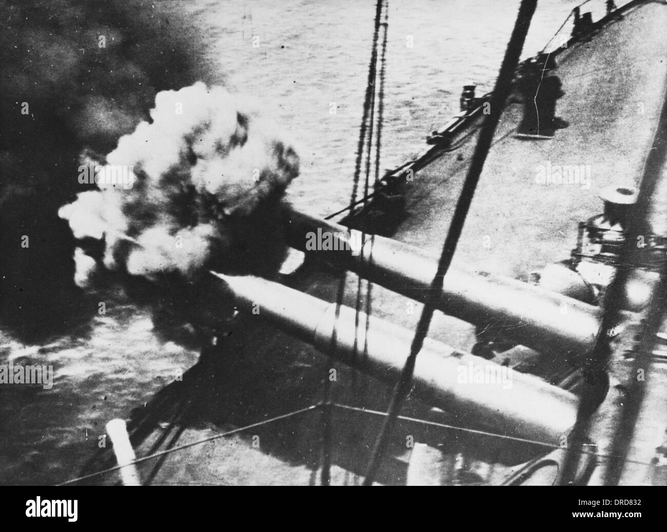 L'artiglieria sulla corazzata inglese WWI Foto Stock