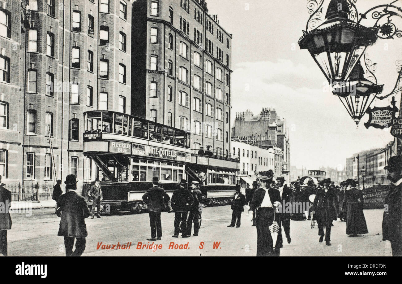 Vauxhall Bridge Road, Pimlico, Londra Foto Stock