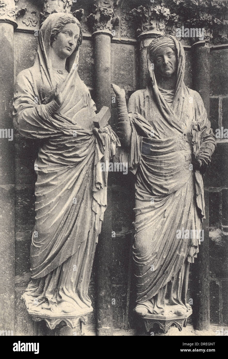 Riems, Francia - Intaglio della Visitazione Foto Stock