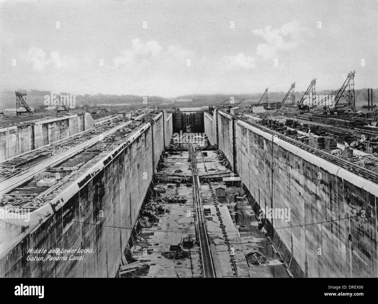 La riga centrale e inferiore di serrature Gatun, Panama Canal Foto Stock