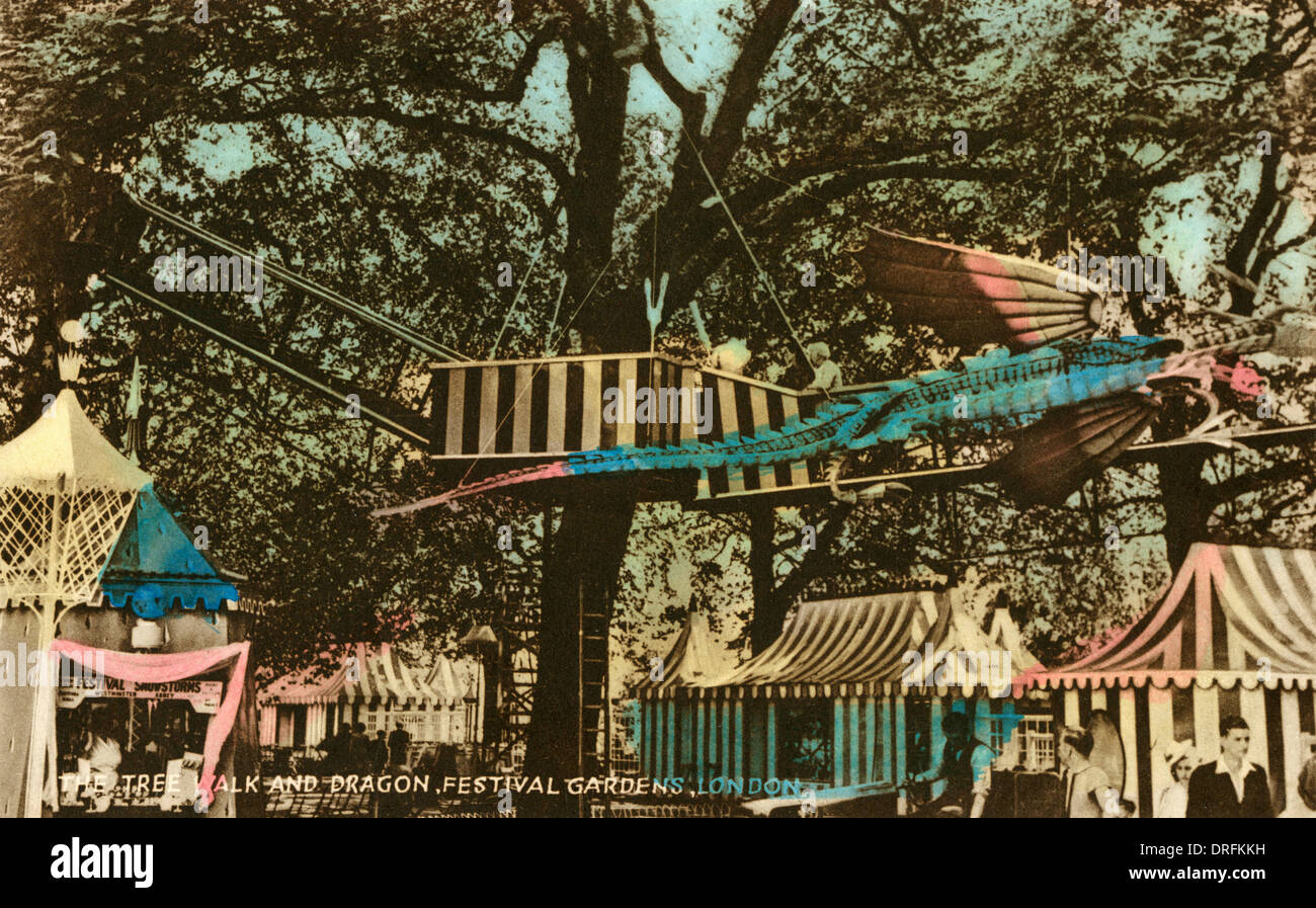 Albero a piedi, Festival Pleasure Gardens, Battersea, Londra Foto Stock