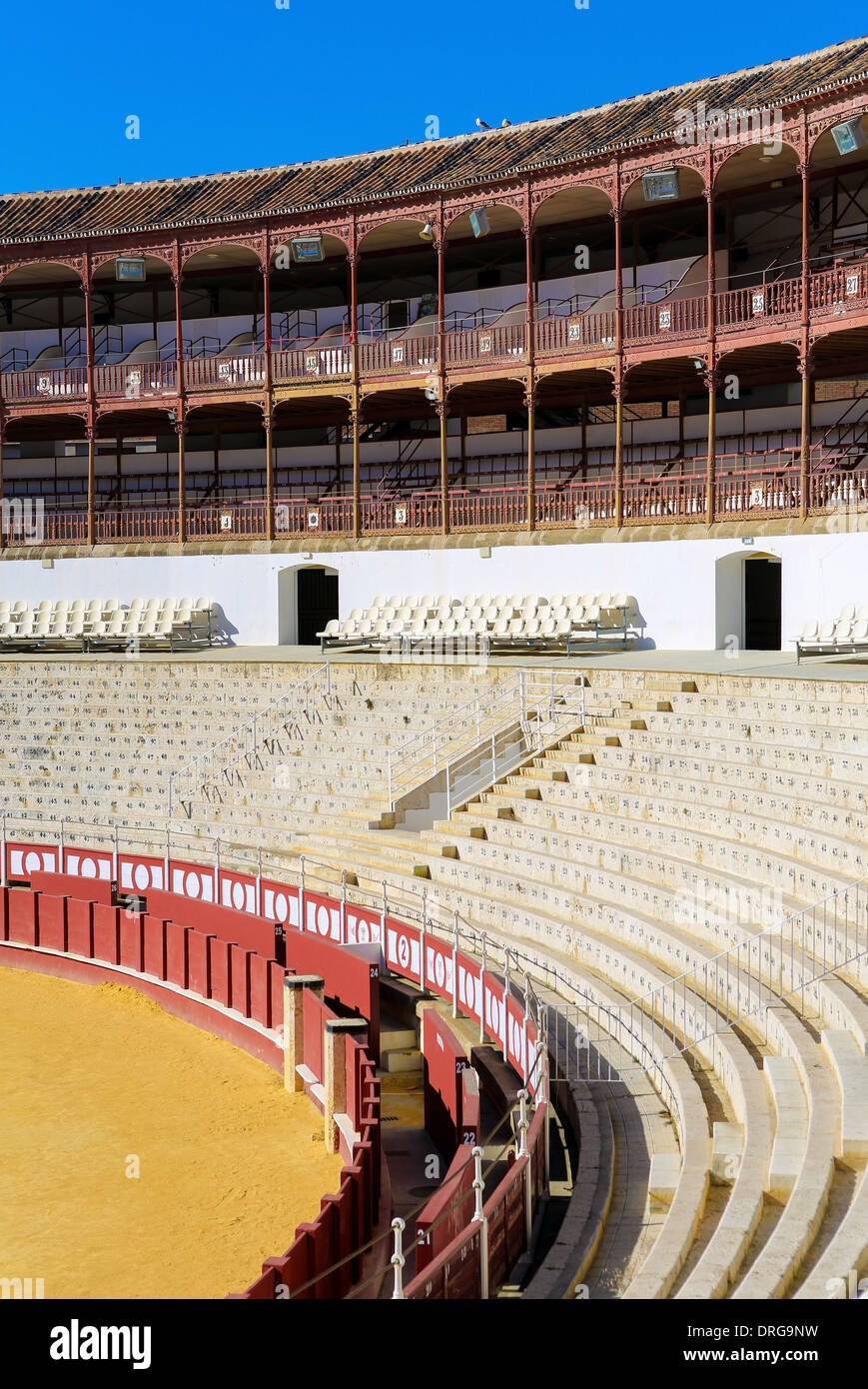 Vecchia arena dei tori in Spagna a Malaga, uno dei principali punti di interesse turistico di questa città spagnola. Foto Stock