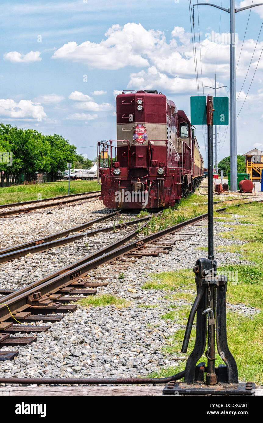 Vinny, 1953 GP-7 locomotiva diesel, Grapevine Vintage Railroad, Grapevine Texas Foto Stock