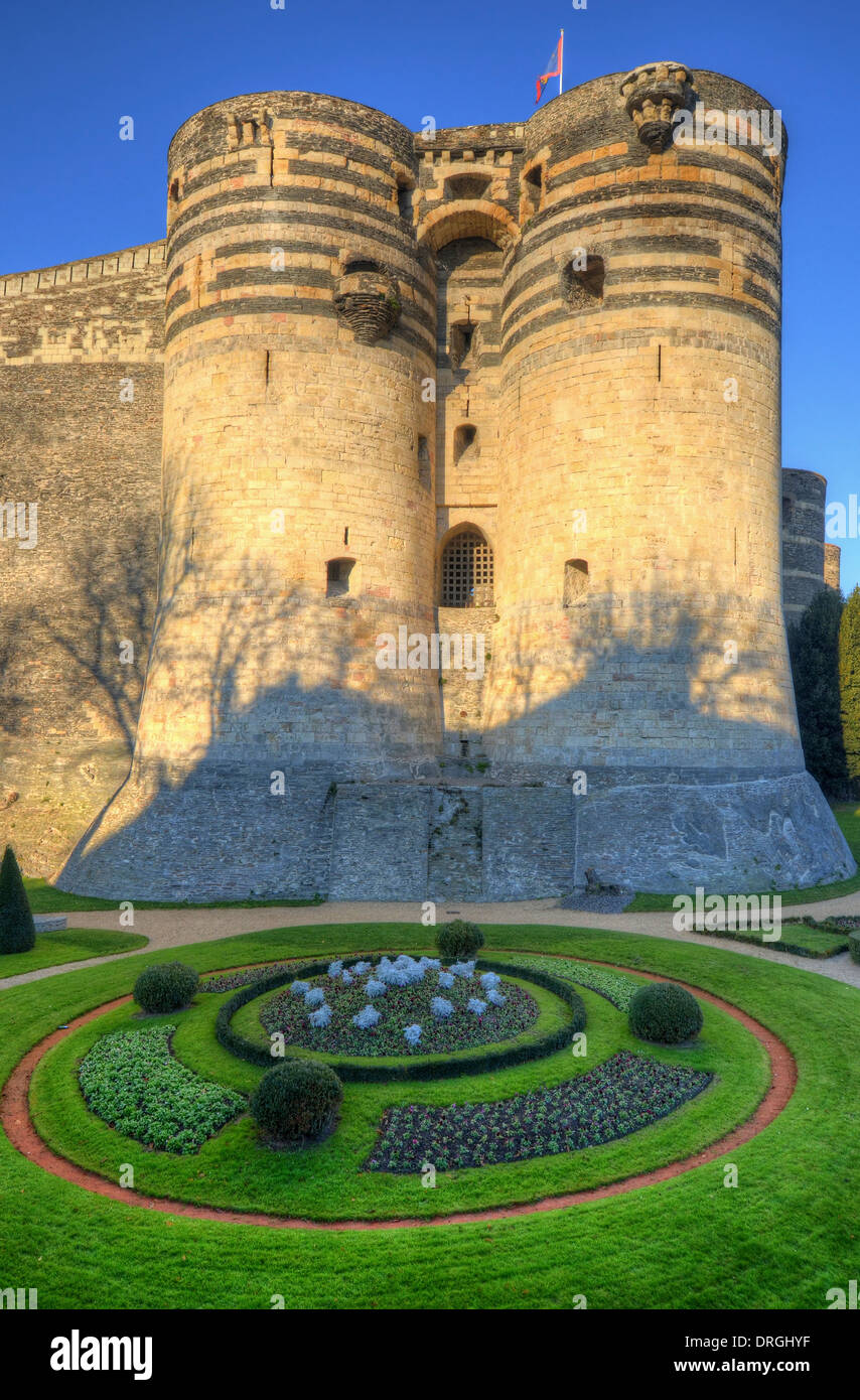 Château d'Angers è un castello nella città di Angers nella Valle della Loira, nel dipartimento di Maine-et-Loire, in Francia. Foto Stock
