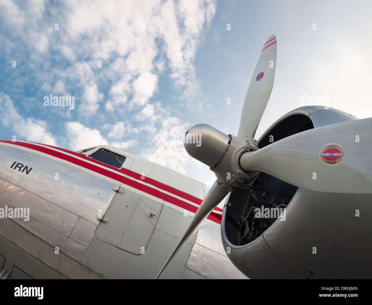 Douglas DC-3 velivolo vintage esposte al Museo nazionale svizzero di trasporto ("Verkehrshaus") a Lucerna, Svizzera. Foto Stock