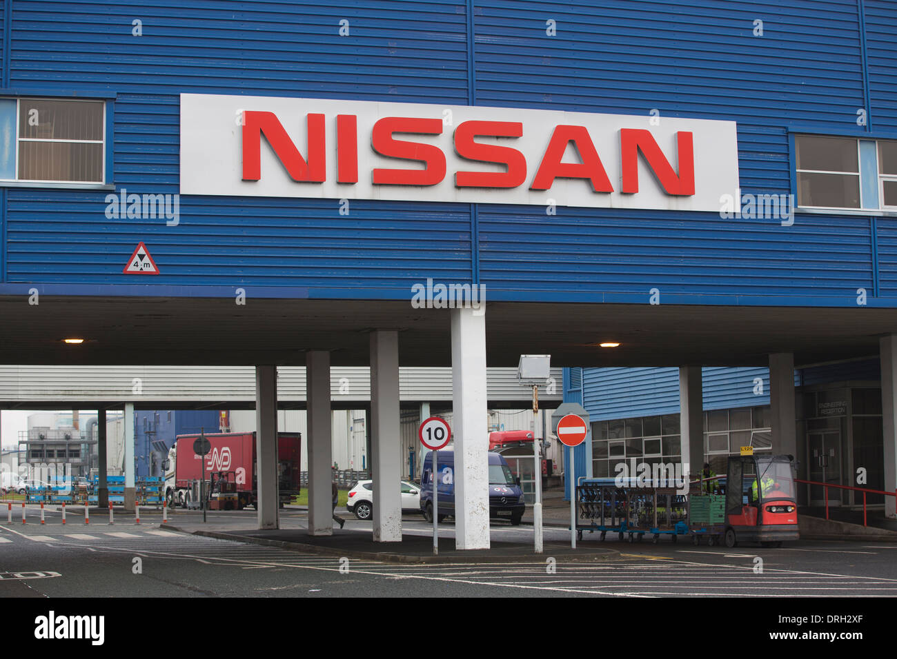 Produzione di Nissan-interno del costruttore di automobili, Sunderland impianto, l'Inghilterra del Nord, Regno Unito Foto Stock