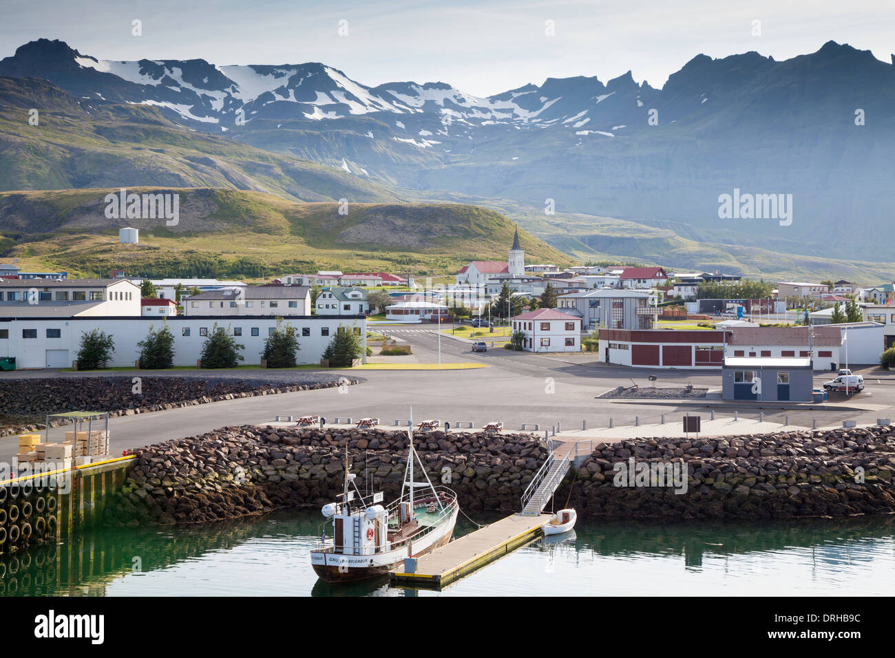 Storico di nave da pesca ancorata al Grundarfjörður, Islanda Foto Stock