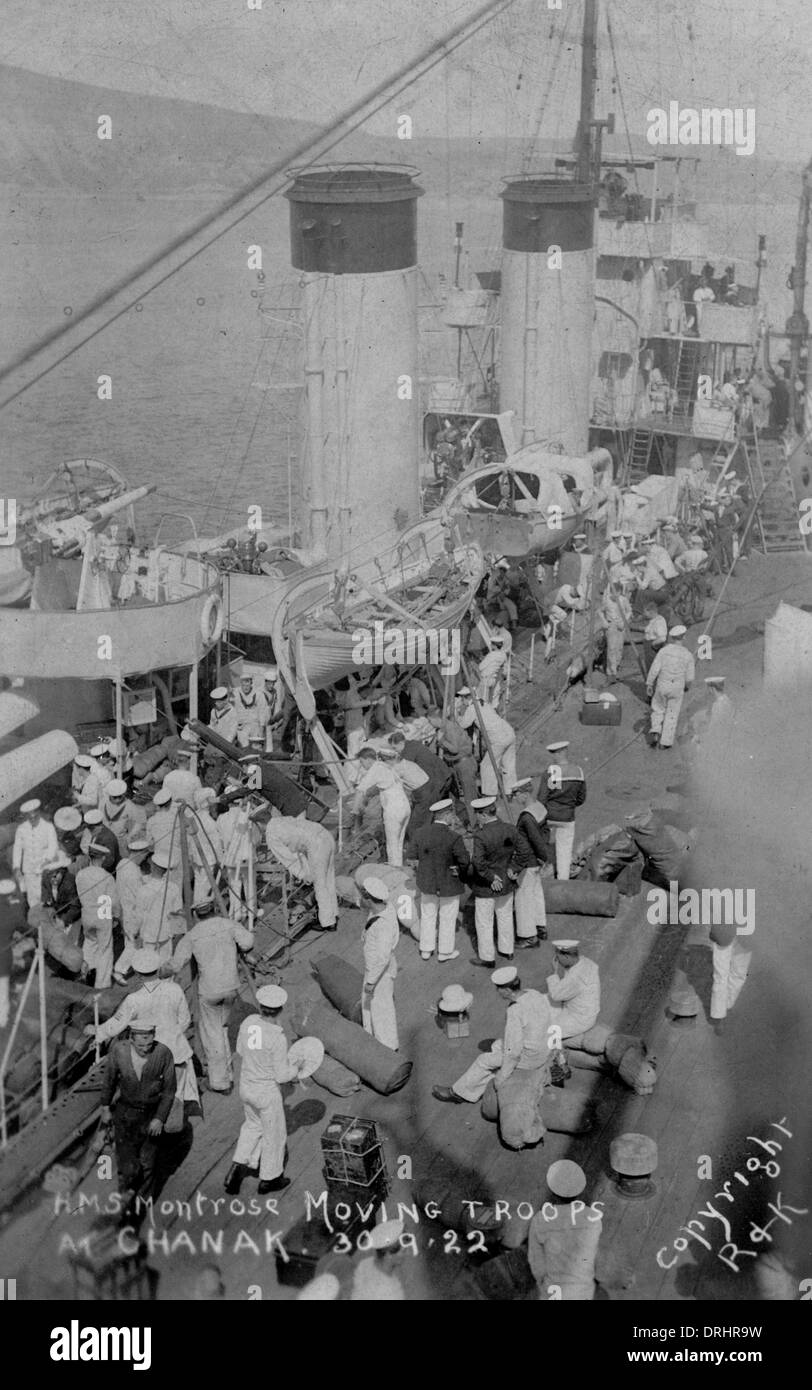 HMS Montrose a Canakkale - truppe in transito Foto Stock