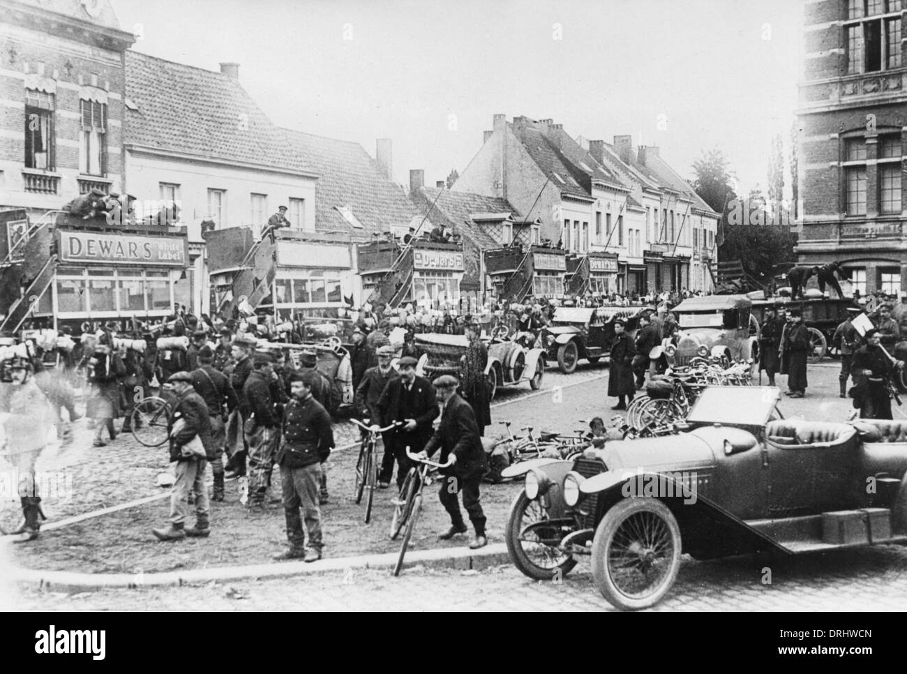 Scena di strada in Oude-God, Belgio, WW1 Foto Stock