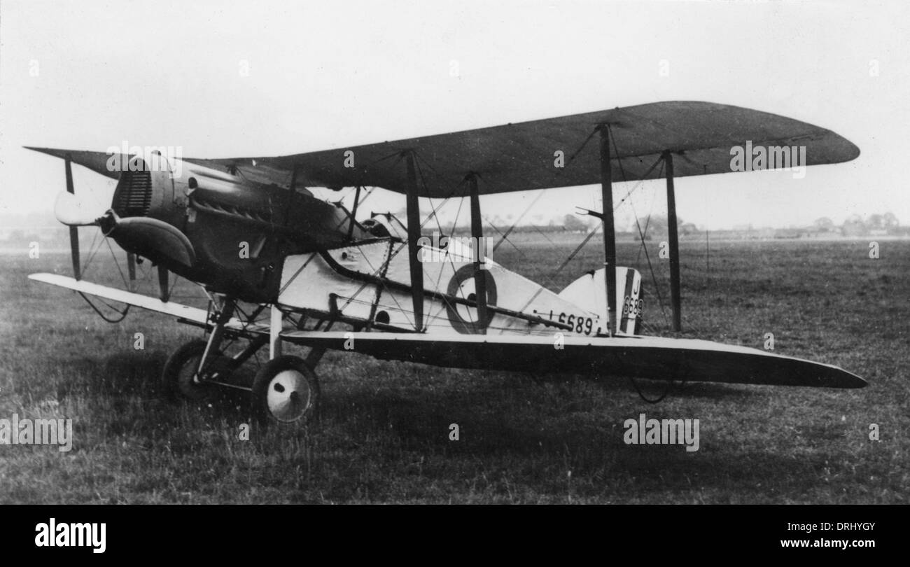 British Bristol fighter biplano su un campo di aviazione, WW1 Foto Stock