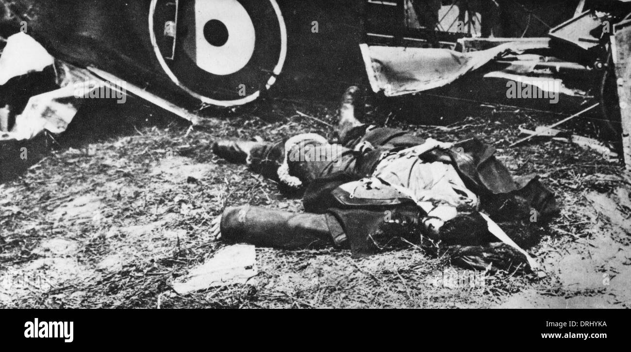 Il piano britannico crash con morti pilota, WW1 Foto Stock