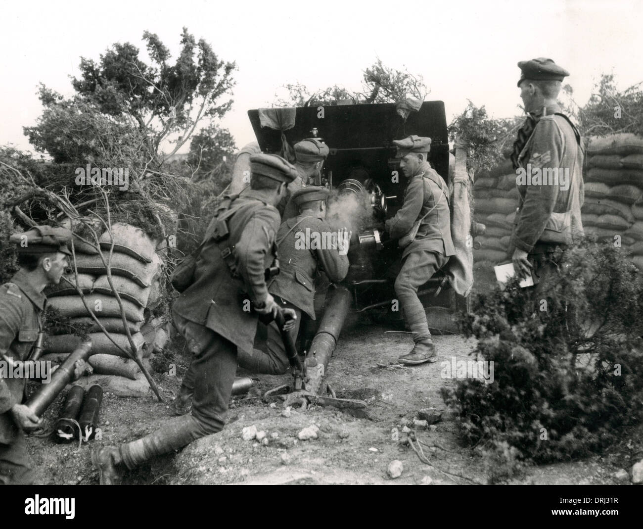 British gunners con 18-pounder, macedone anteriore, WW1 Foto Stock