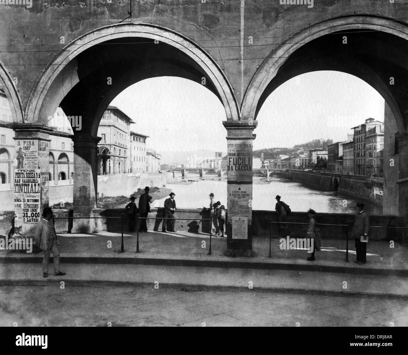 Da Ponte Vecchio e dal fiume Arno, Firenze, Italia Foto Stock