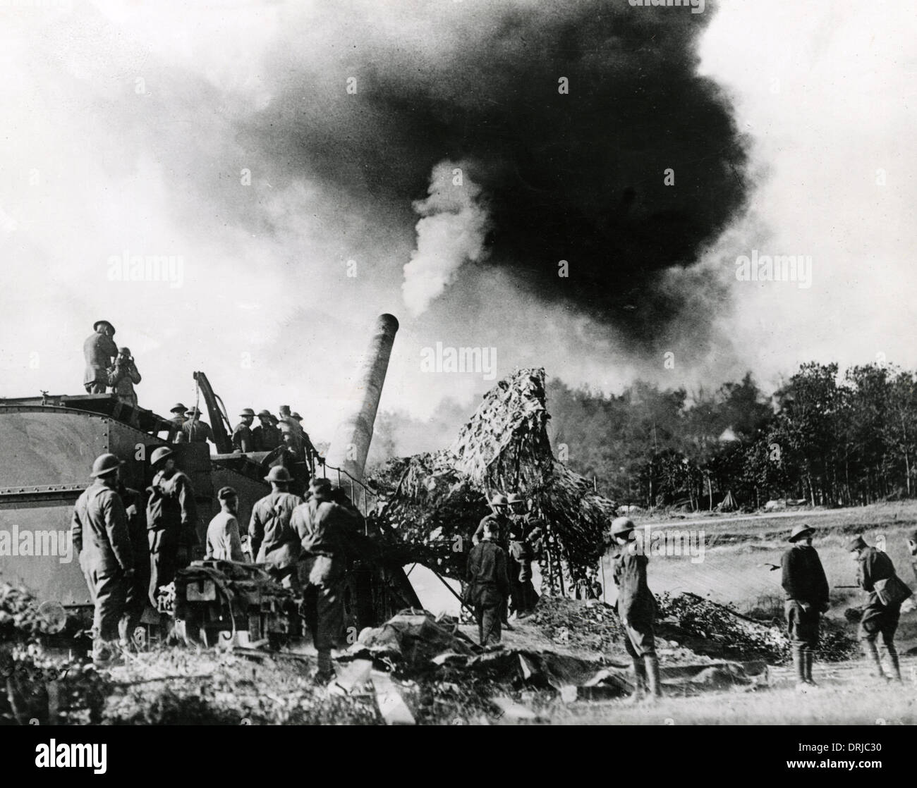 Pistola ferroviaria in azione, Argonne, Francia, WW1 Foto Stock