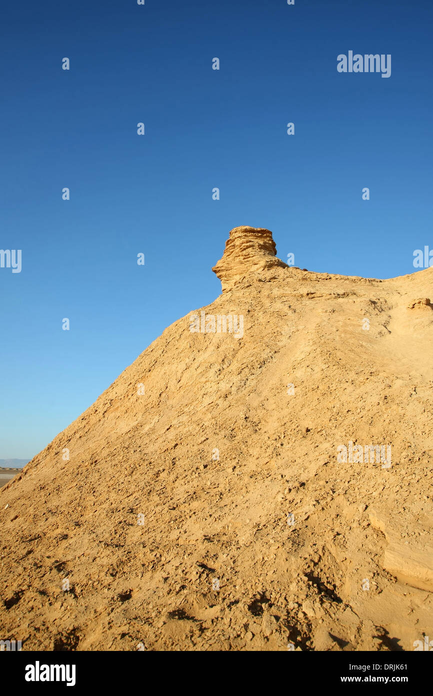 Testa di Camel rock, una delle attrazioni turistiche in Ong Jemel, Tozeur,Tunisia. Foto Stock
