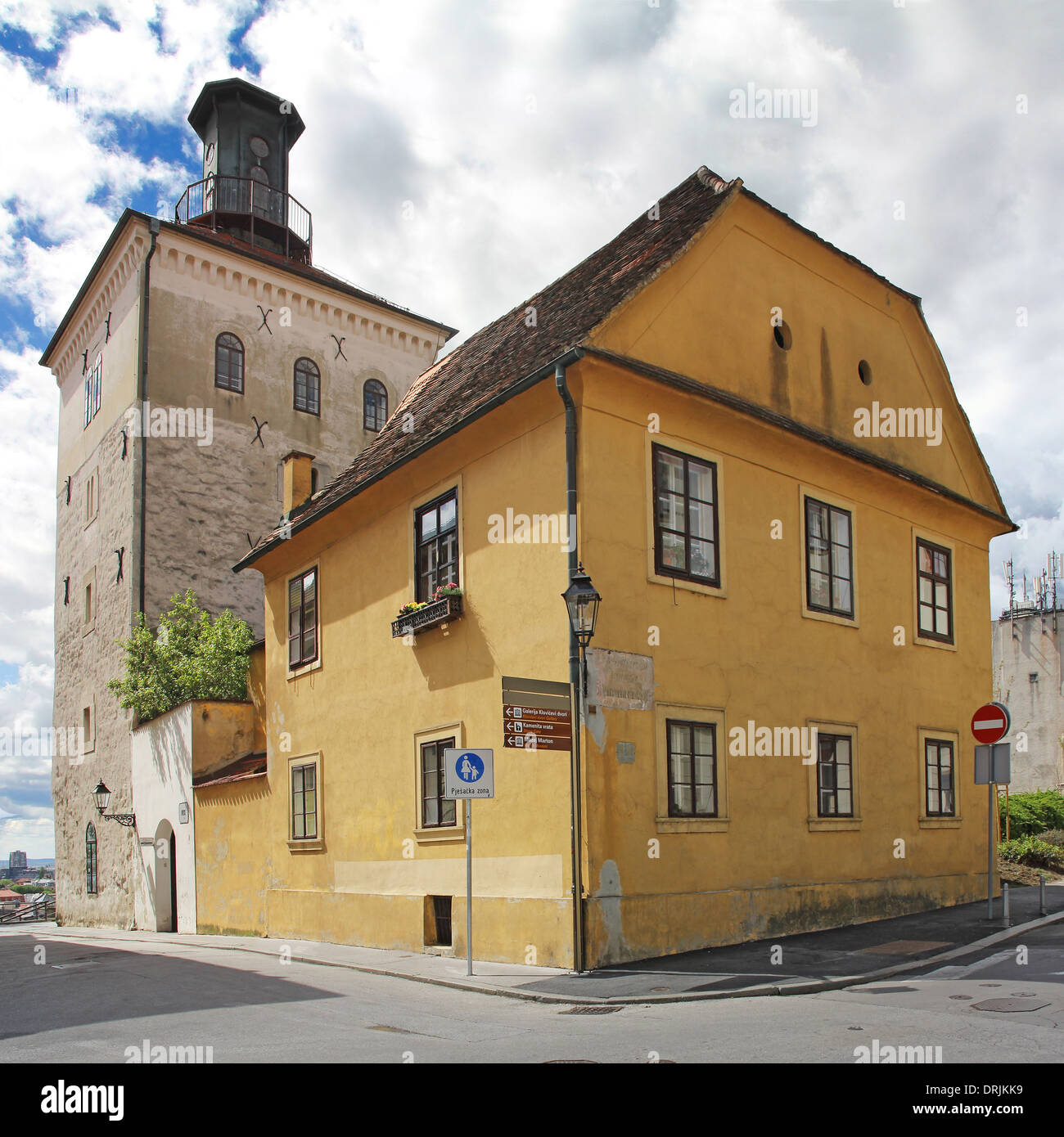 Torre Lotrscak, famoso simbolo di Zagabria, Croazia Foto Stock