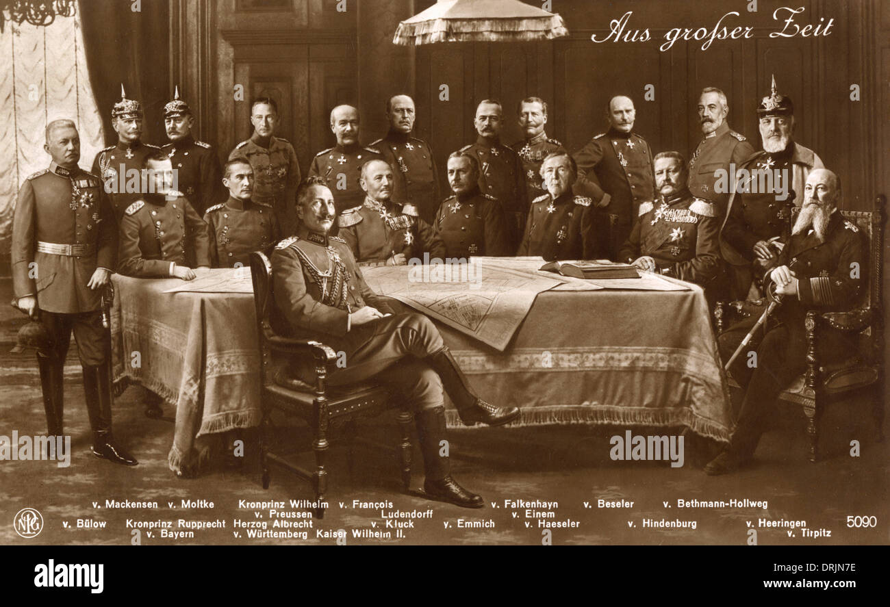 Kaiser Wilhelm II circondato dal governo tedesco Foto Stock