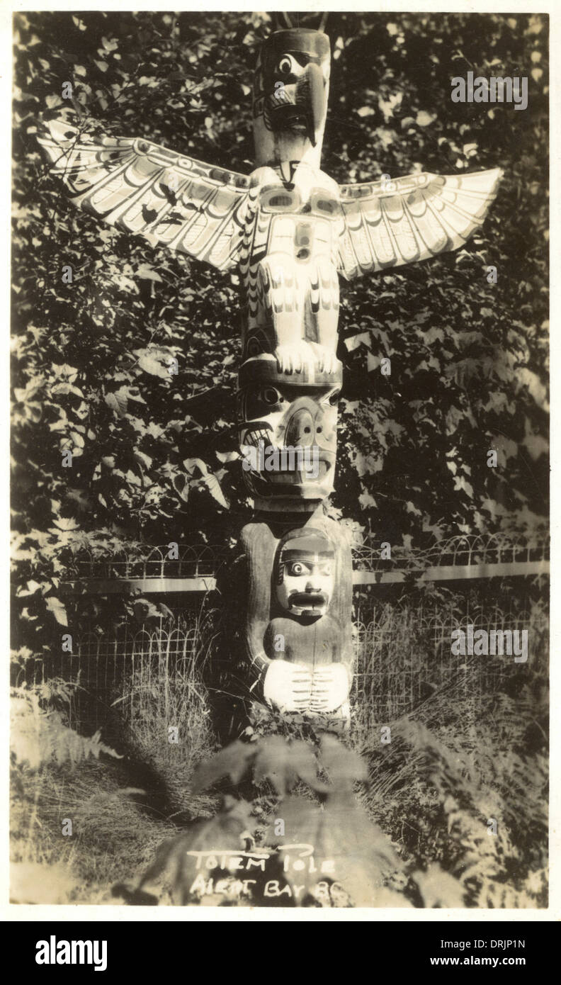 Un American Indian totem pole Foto Stock