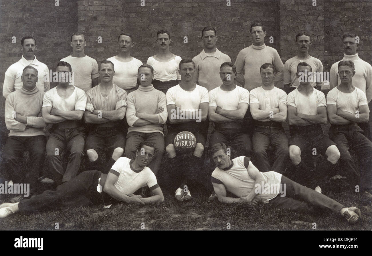 Il Daily Mirror di calcio amatoriale team. Foto Stock