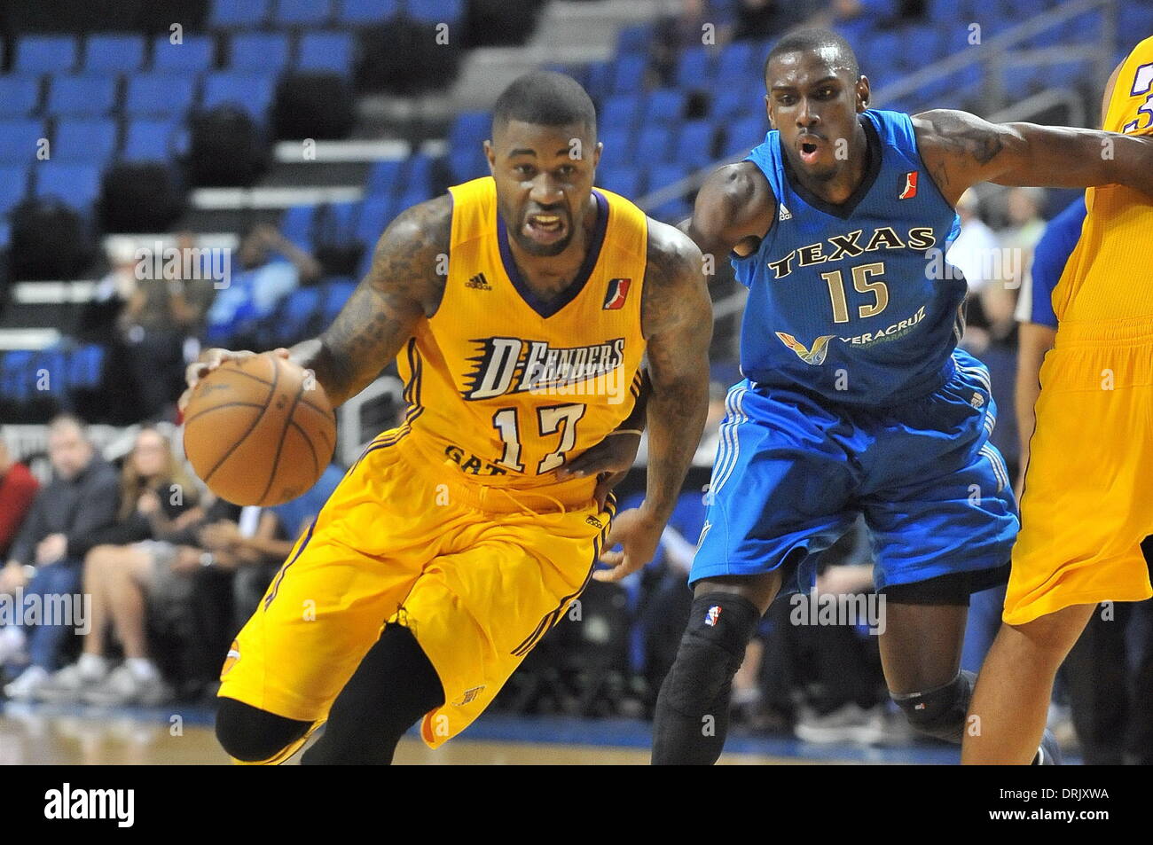 Gennaio 27 2014 Ontario, CA.Terrence Williams #17 durante l'NBA D-League gioco di basket tra le leggende del Texas e il Los Angeles D-Parafanghi presso la Citizens Business Bank Arena in Ontario, California. Josh Thompson/Cal Sport Media Foto Stock