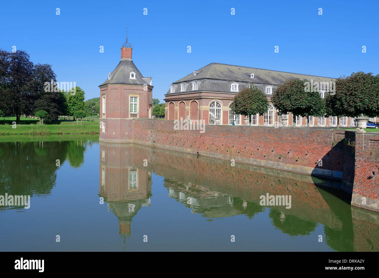 Moated il castello Nordkirchen, Renania settentrionale-Vestfalia, Germania, Europa Foto Stock