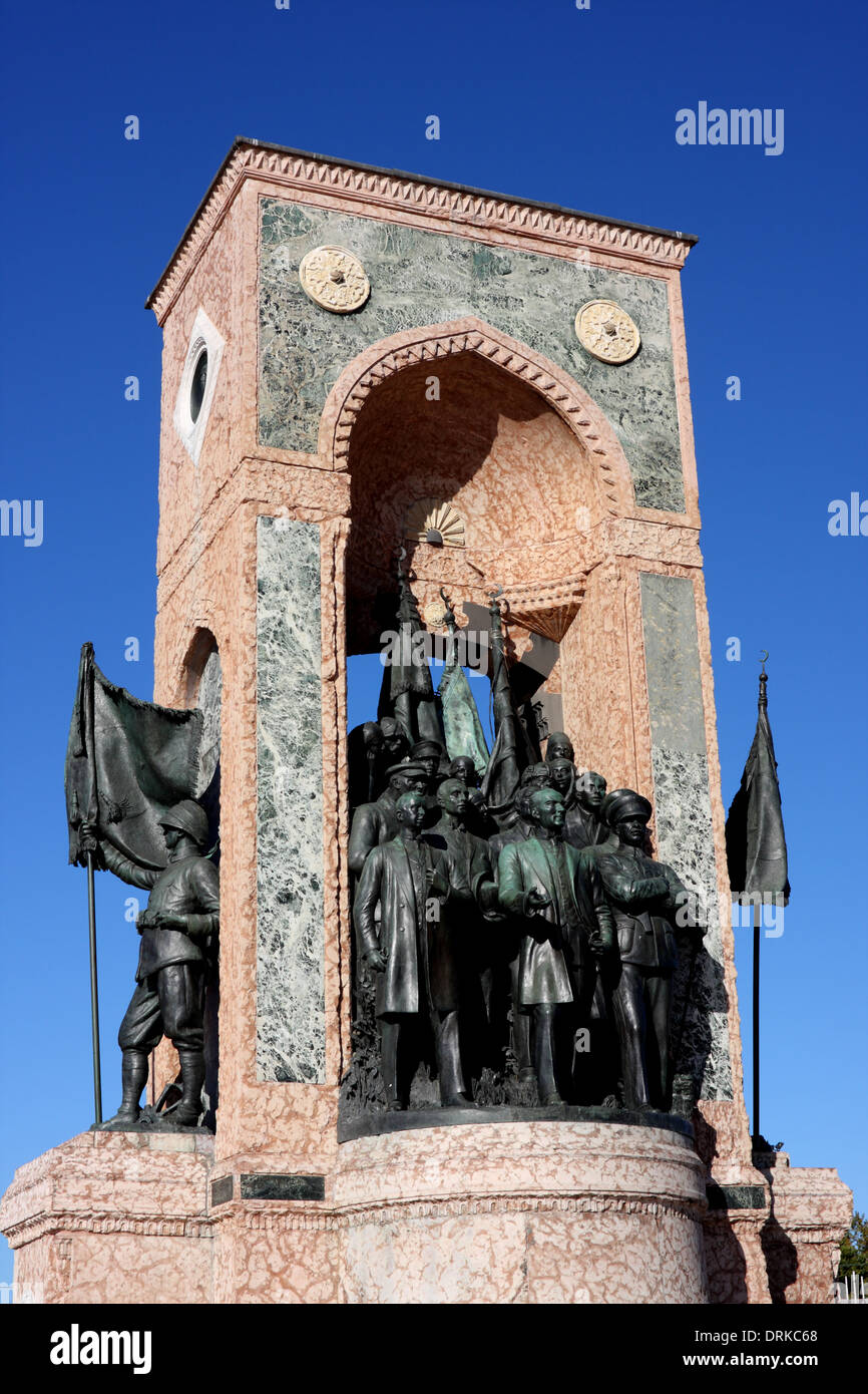 Il monumento della Repubblica, Piazza Taksim, Istanbul, Repubblica di Turchia Foto Stock