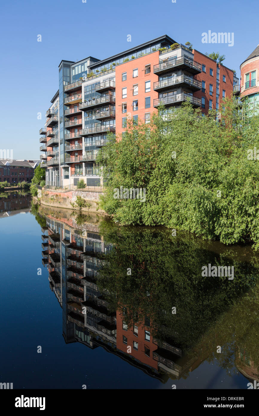 Riverside Apartments Fiume Aire, Leeds, Inghilterra Foto Stock