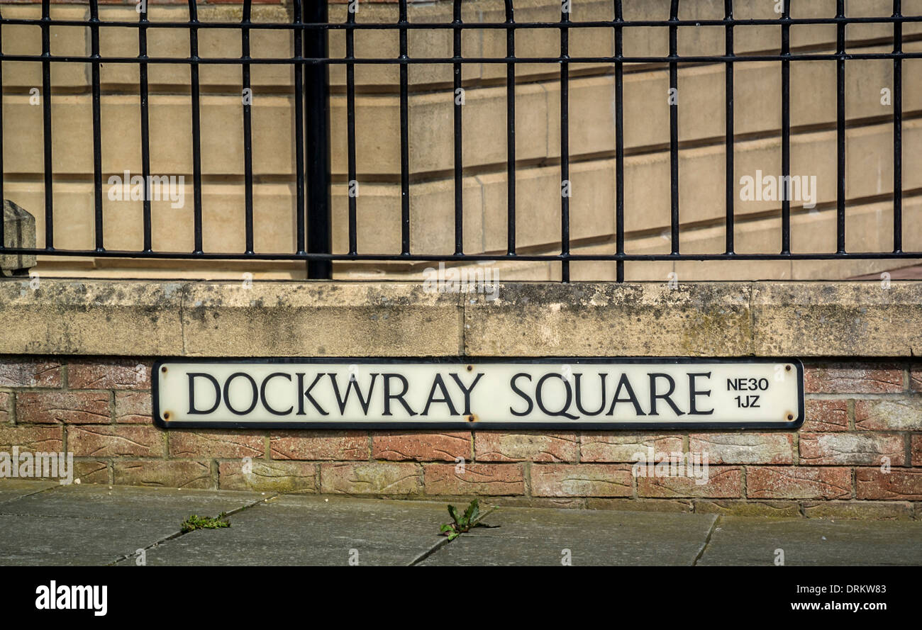 Indicazioni stradali per Dockwray Square a North Shields. Ex casa di Stan Laurel di Laurel e Hardy. Foto Stock