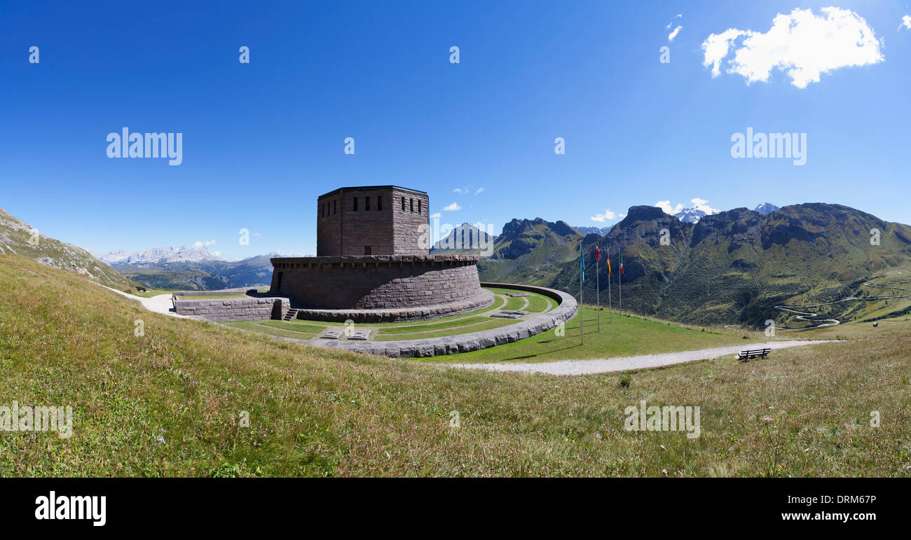 L'Italia, Trentino, Belluno, soldato cimitero di Passo Pordoi Foto Stock