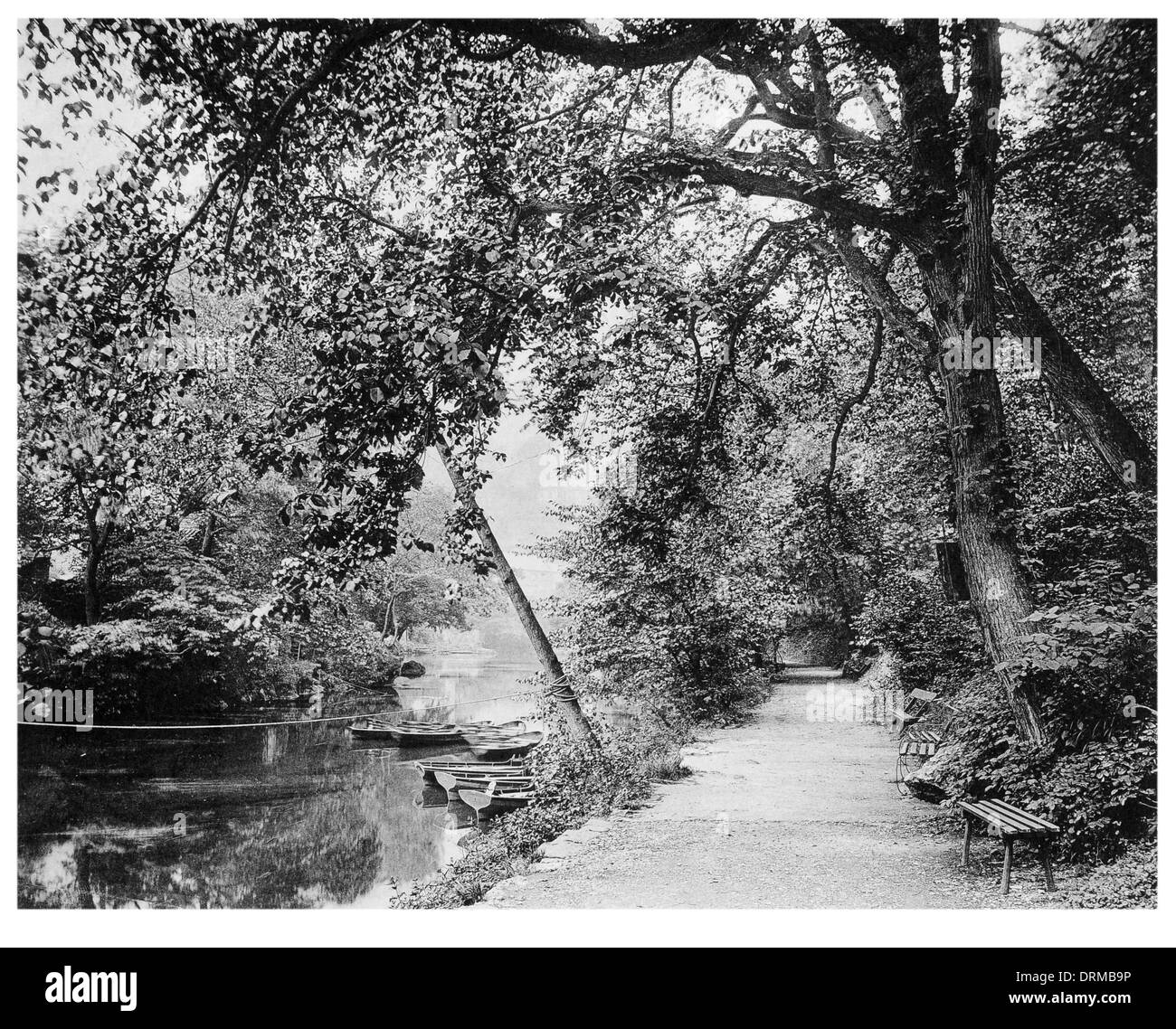 Il traghetto sul fiume Derwent, Matlock Derbyshire fotografato circa 1910 Foto Stock