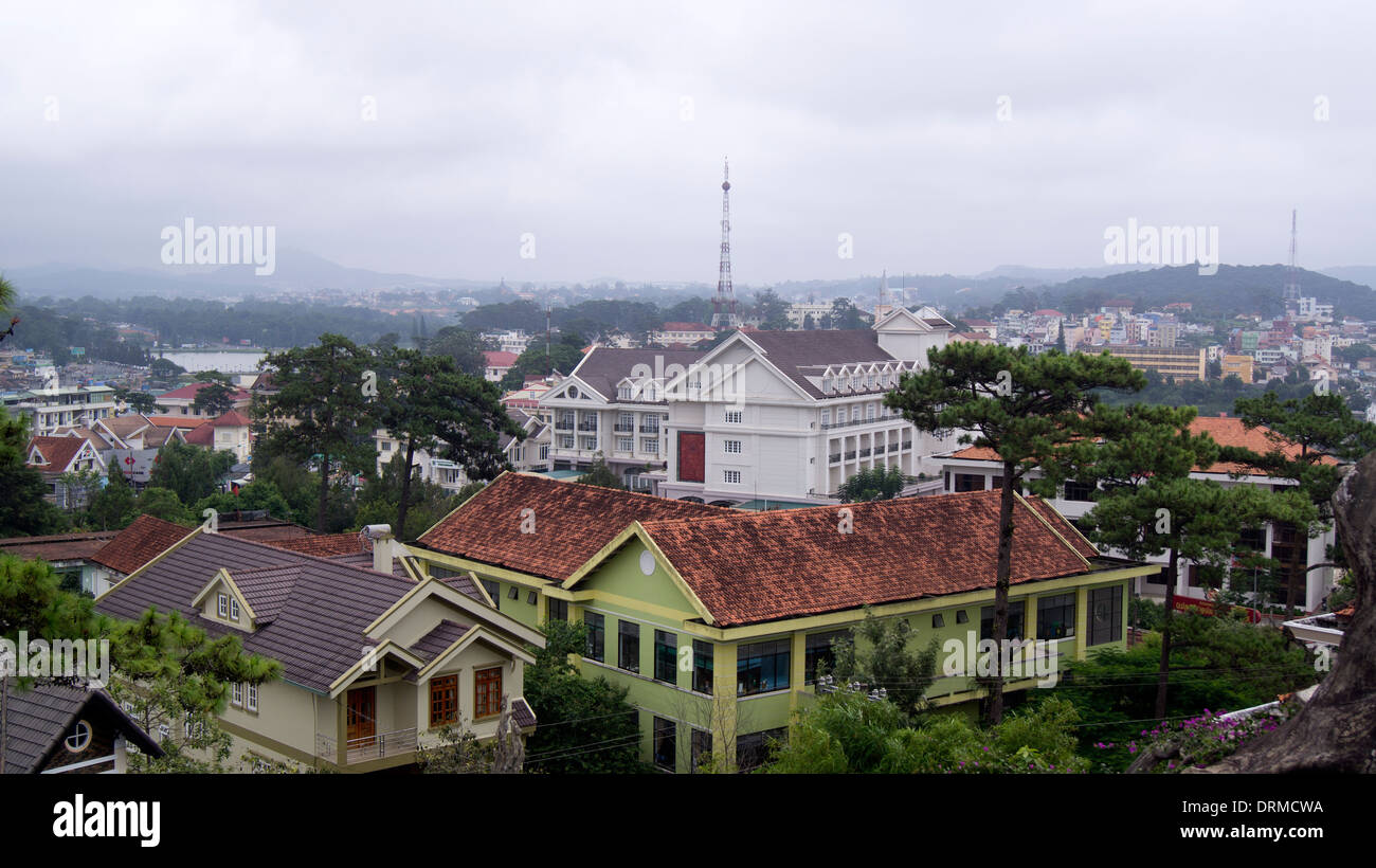 Vista dello Skyline della città Dalat Vietnam del Sud-est asiatico Foto Stock