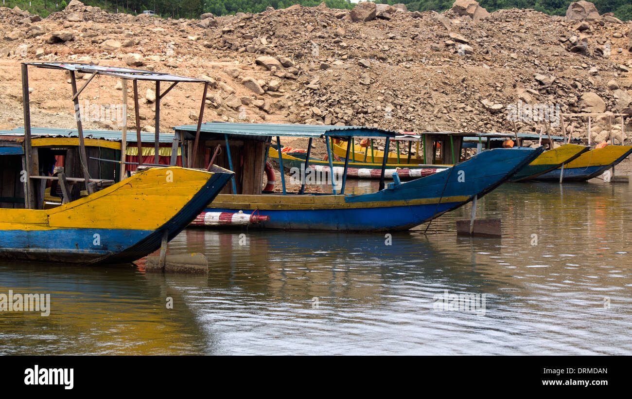 Tradizionali barche locali Hue Vietnam del Sud-est asiatico Foto Stock