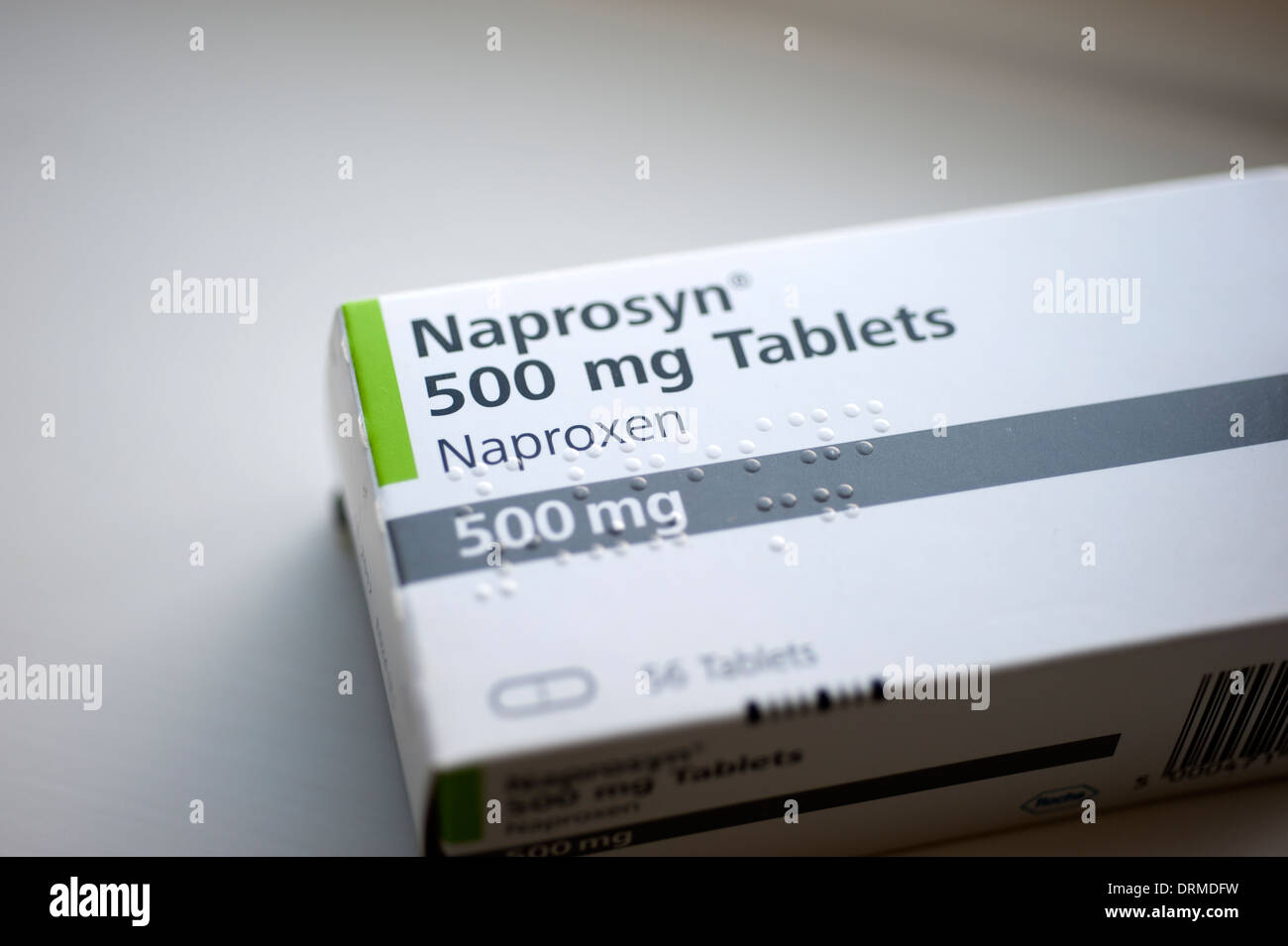 Naprosyn artrite reumatoide antidolorifici tablet naproxene Foto Stock