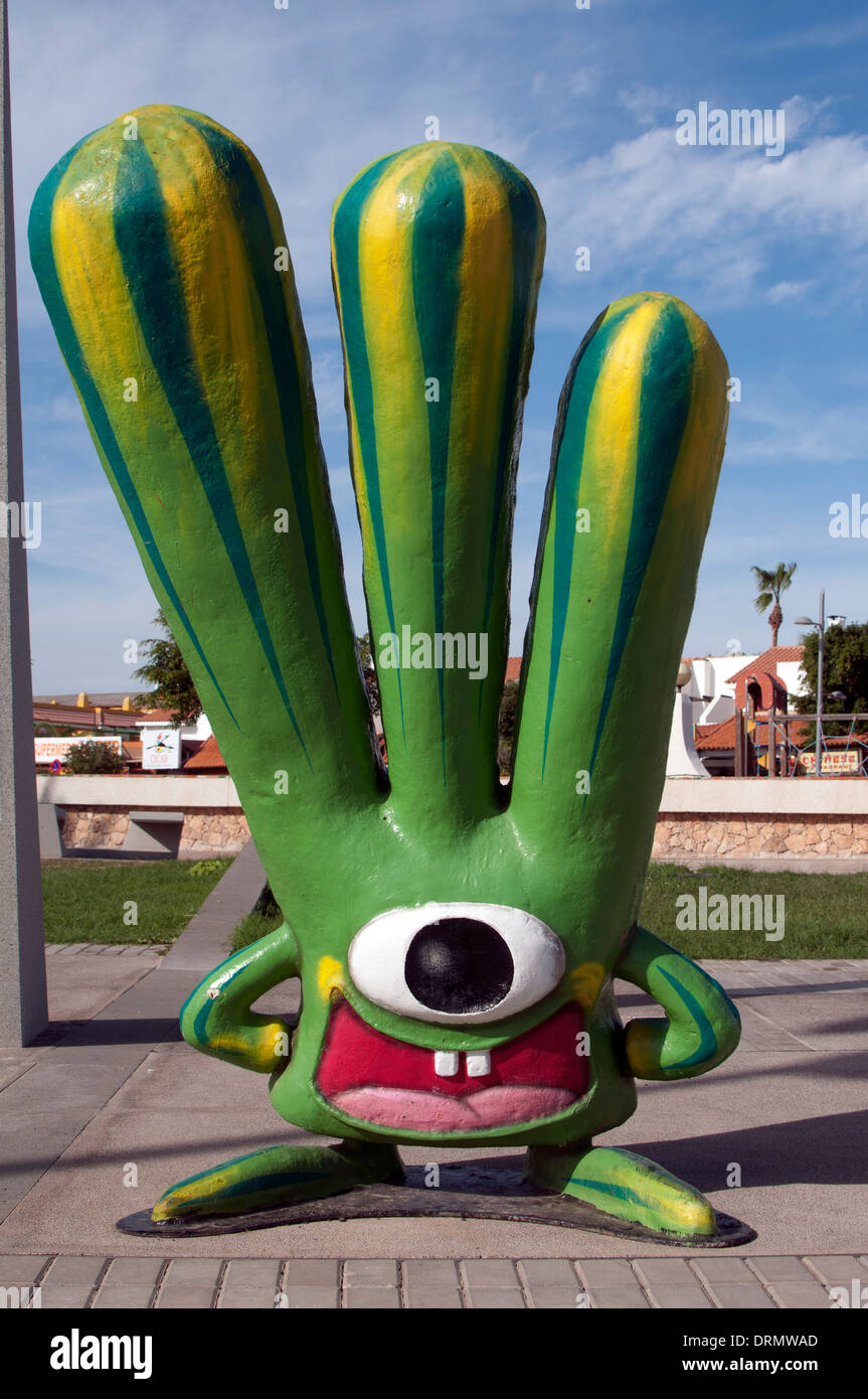 Alien scultura, Caleta de Fuste, Fuerteventura, Isole Canarie, Spagna. Foto Stock