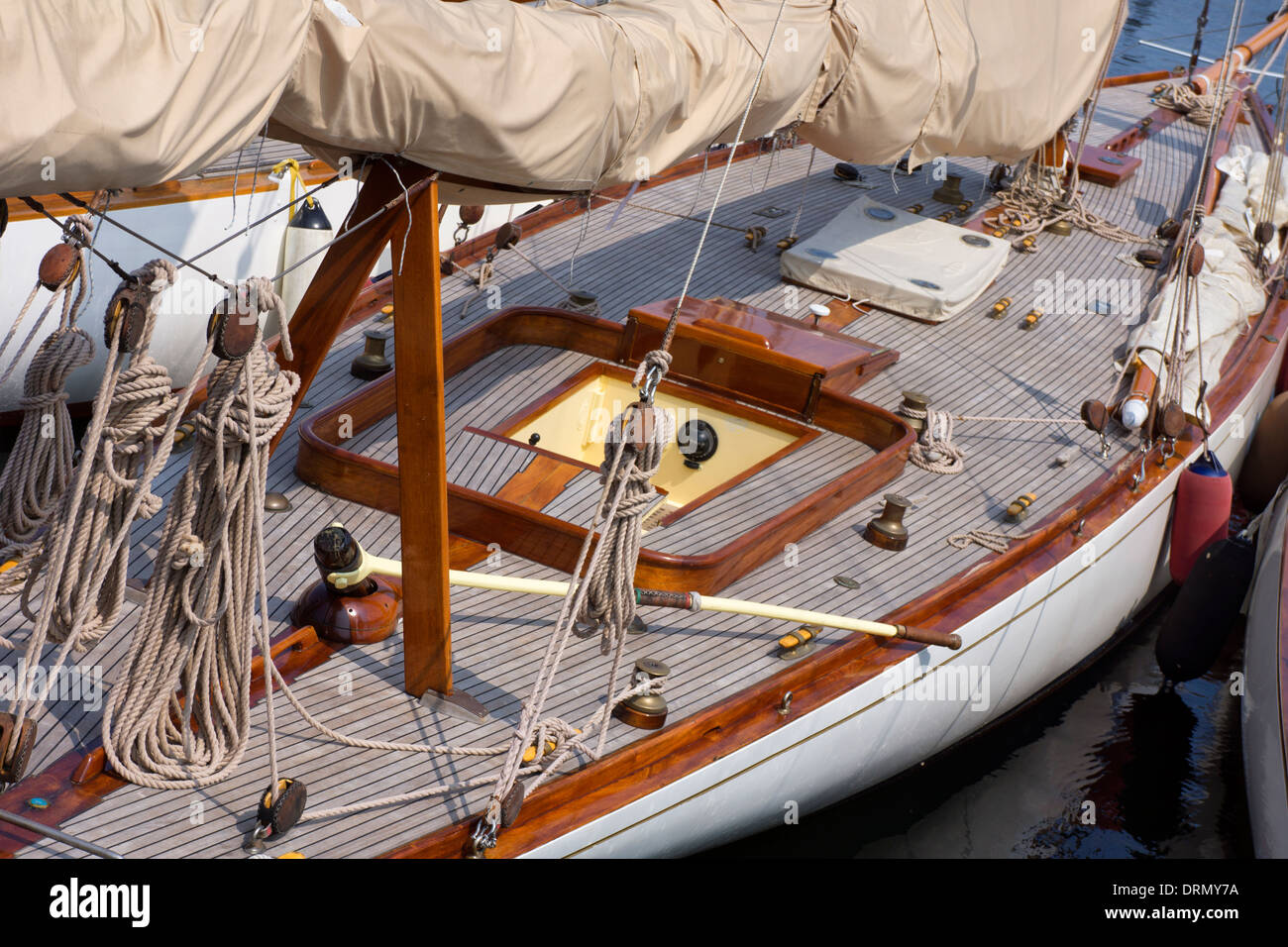 Barca a vela, yacht nel porto di Kiel, Germania Foto Stock