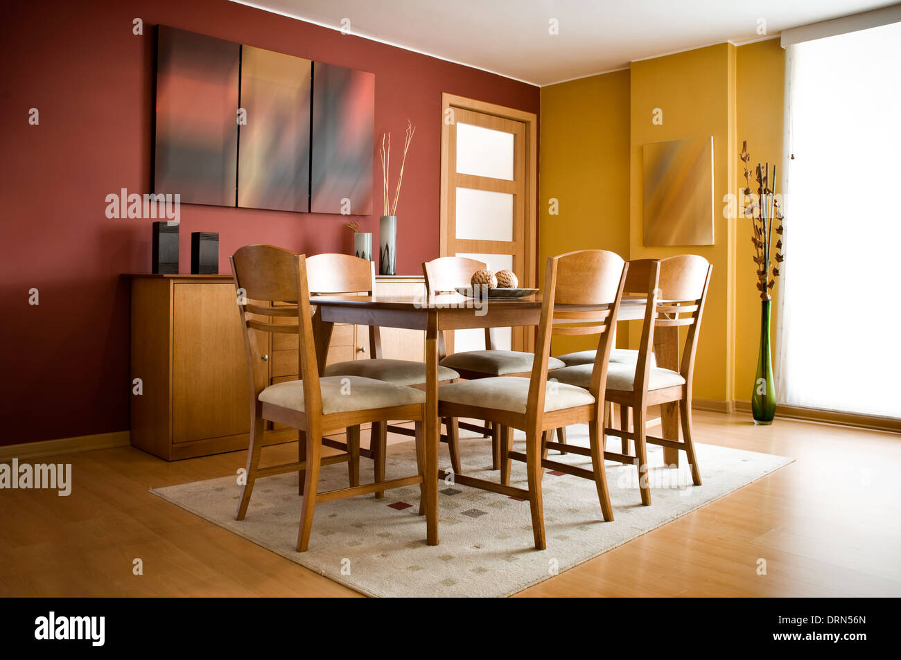 Interior design series: moderna colorata sala da pranzo Foto Stock