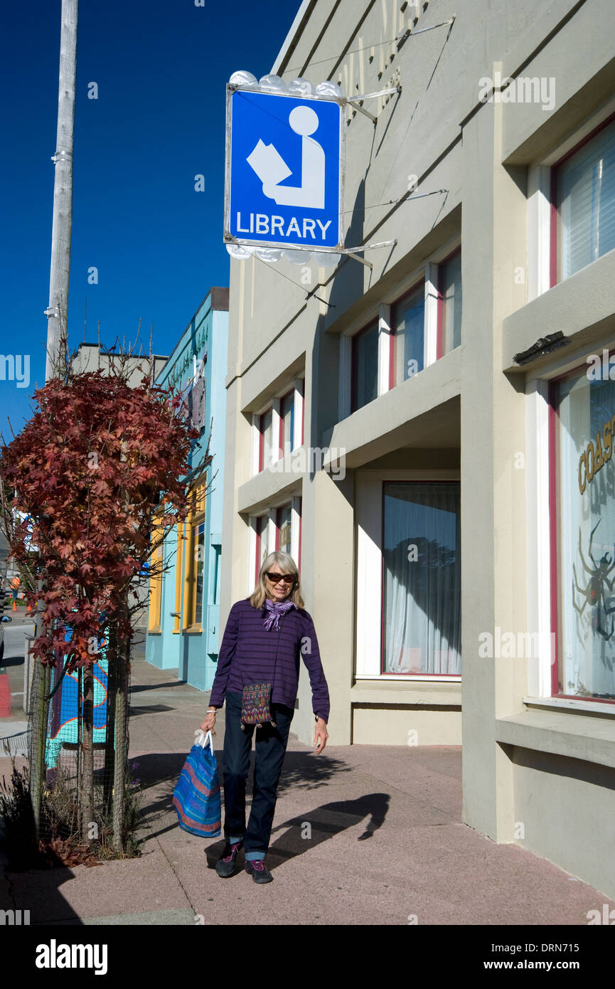 Piccola cittadina di Point Arena in Mendocino County, California Foto Stock