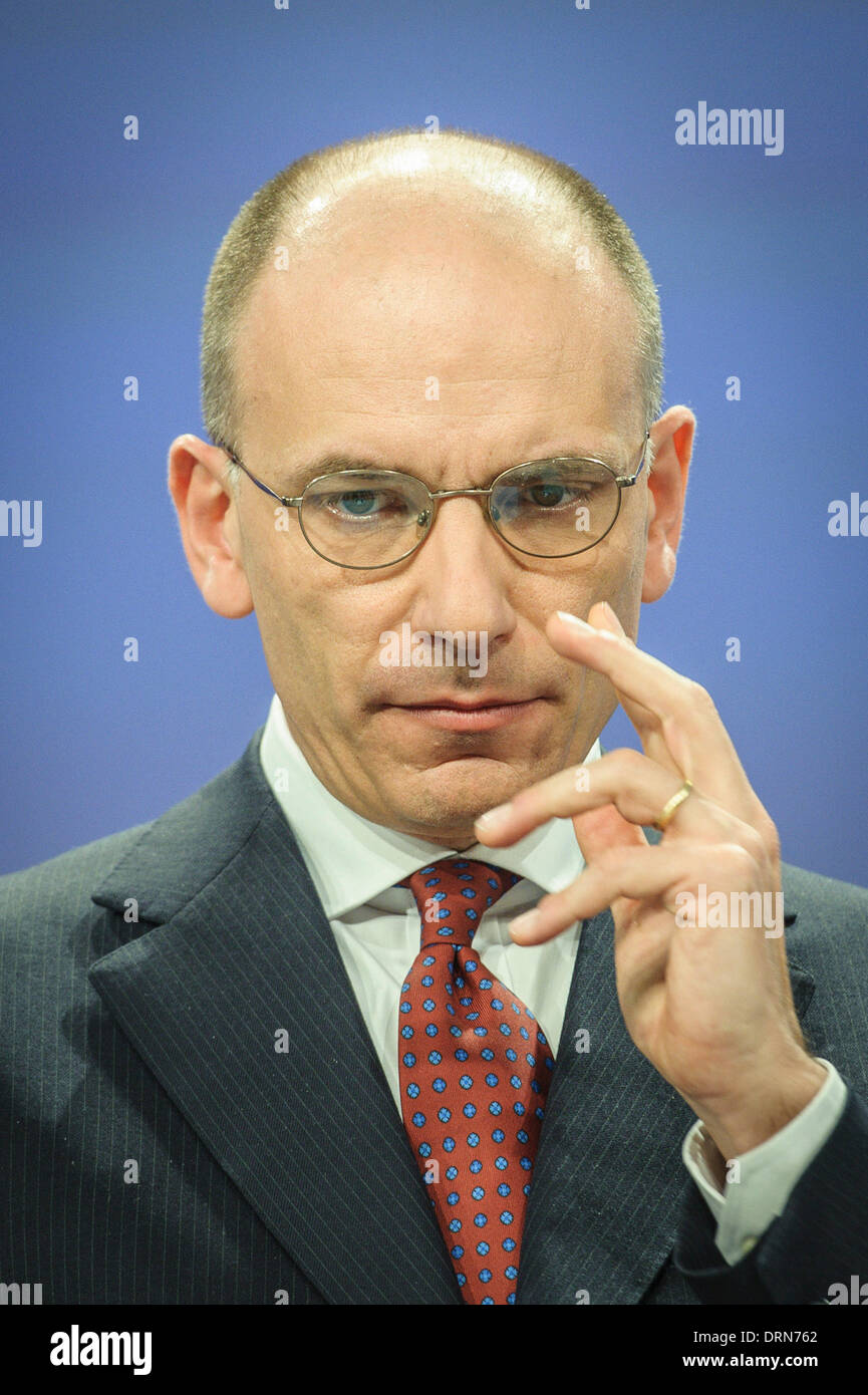 Bruxelles, Belgio. Il 29 gennaio 2014. Il primo ministro dell'Italia Enrico Letta durante una conferenza stampa dopo un incontro presso la Commissione UE heaquarters a Bruxelles, in Belgio, il 29.01.2014 il governo Itlaian si unisce alla Commissione UE per il seminario settimanale dell'istituzione. da Wiktor Dabkowski/dpa/Alamy Live News Foto Stock