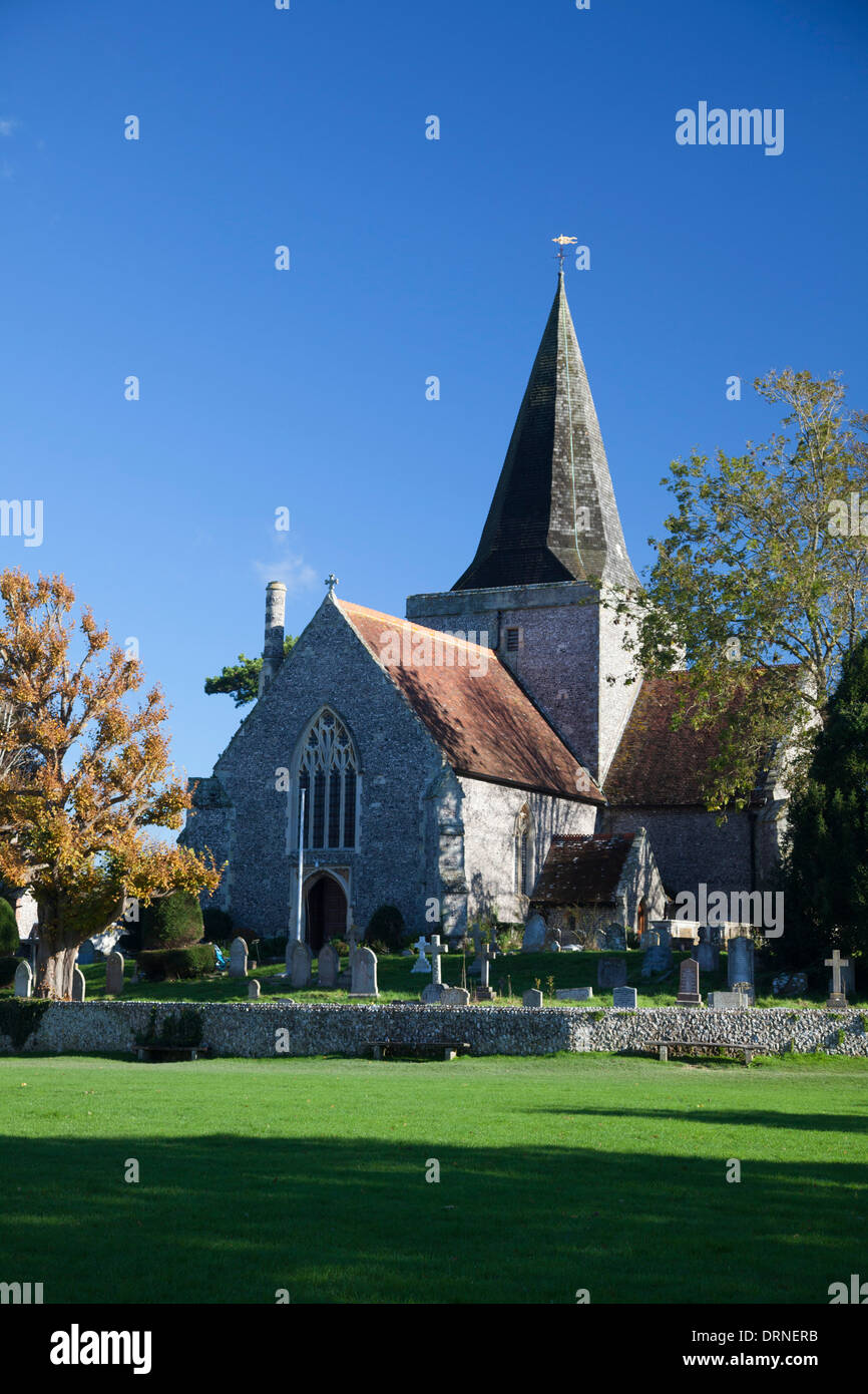 Sant'Andrea Chiesa, noto anche come la Cattedrale di Downs, Alfriston, nella contea di Sussex, Inghilterra. Foto Stock
