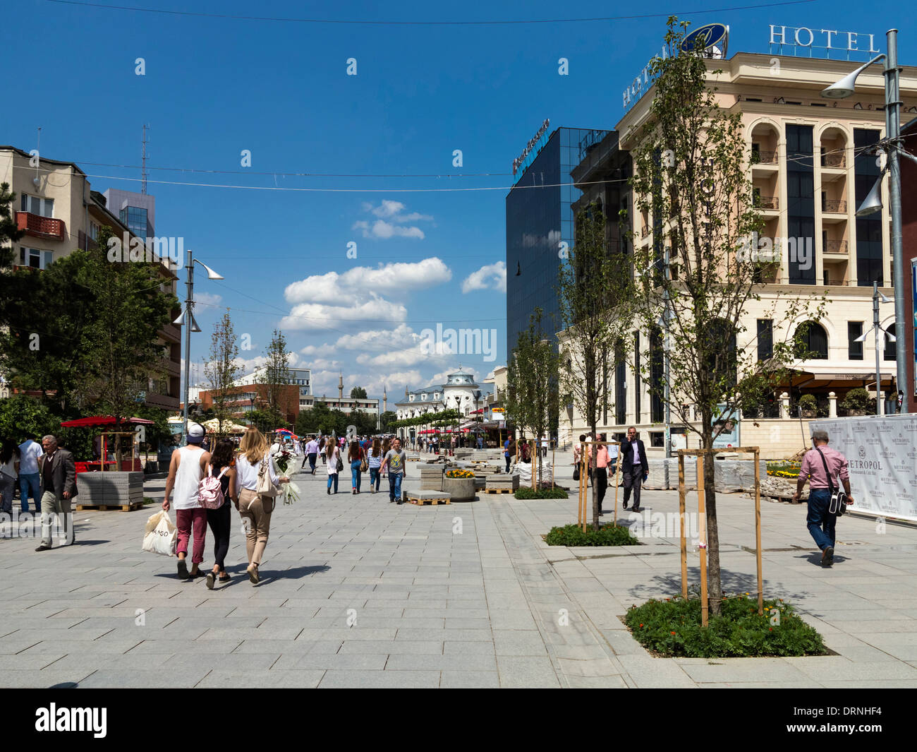 A Pristina, in Kosovo, l'Europa - Madre Teresa di Calcutta Square a Pristina dal centro città Foto Stock
