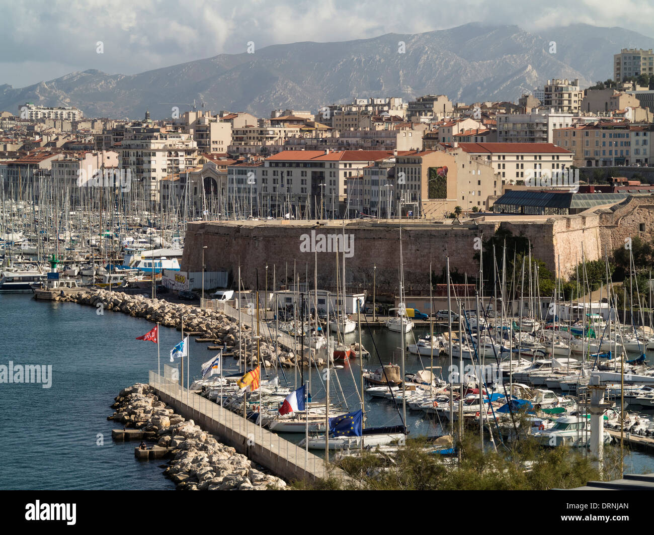 Il vecchio porto di Marsiglia, Provence-Alpes-Côte d'Azur, in Francia, in Europa Foto Stock