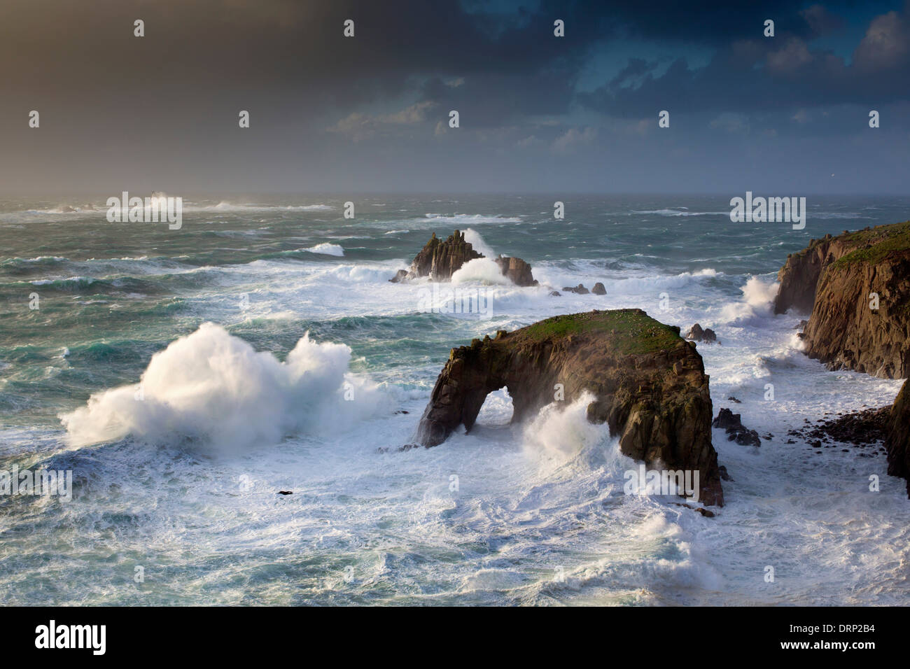 Land's End; tempesta; Cornovaglia; Regno Unito Foto Stock