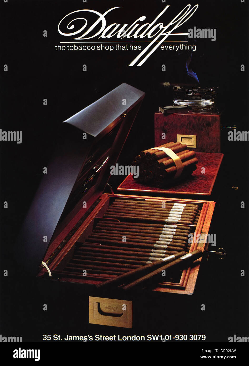 Anni ottanta annuncio rivista la pubblicità del tabacco DAVIDOFF negozio di Londra, annuncio circa 1983 Foto Stock
