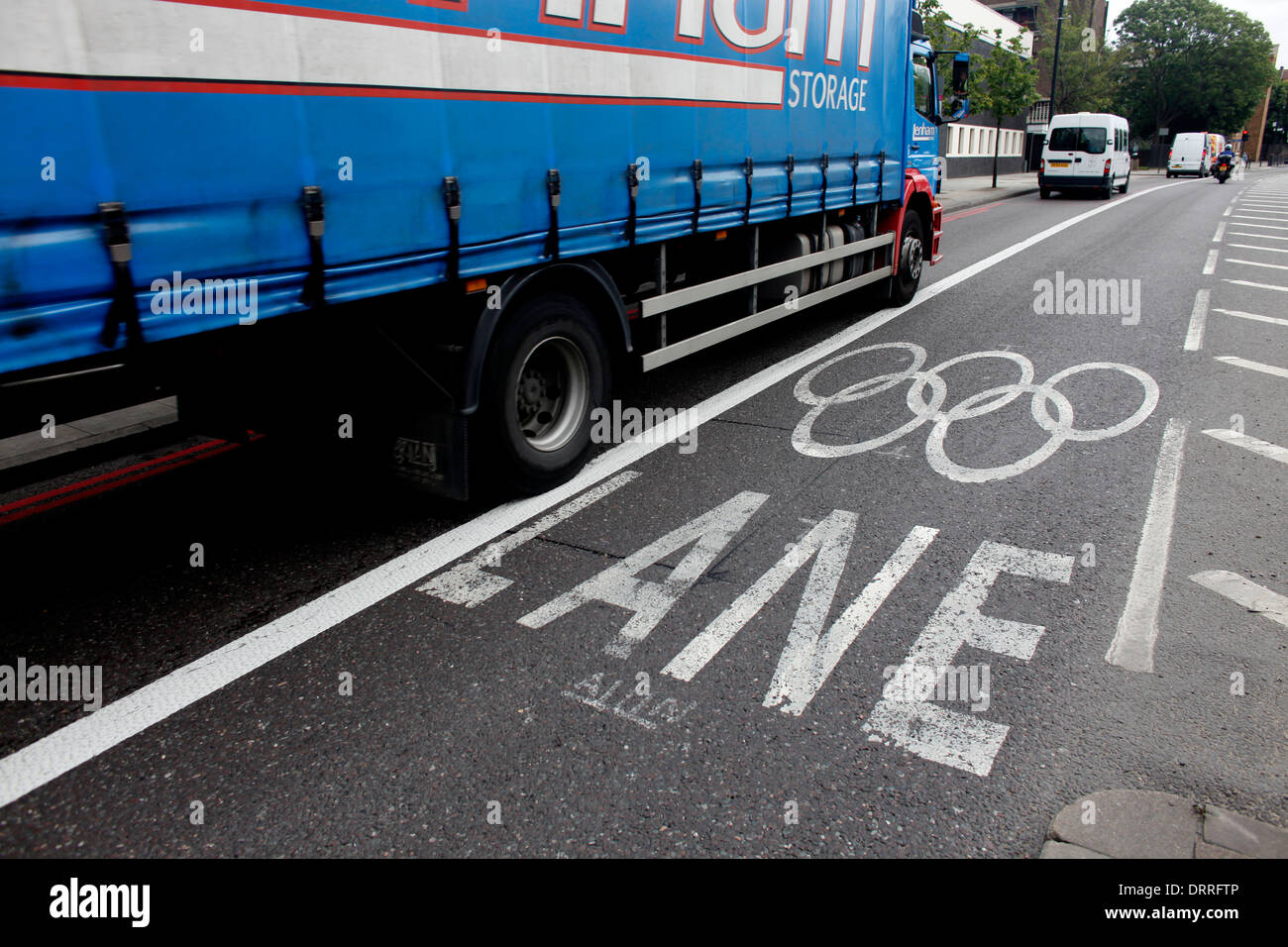 Svuotare Olympic Lane è visto nel sud di Londra il 18 luglio 2012. Foto Stock