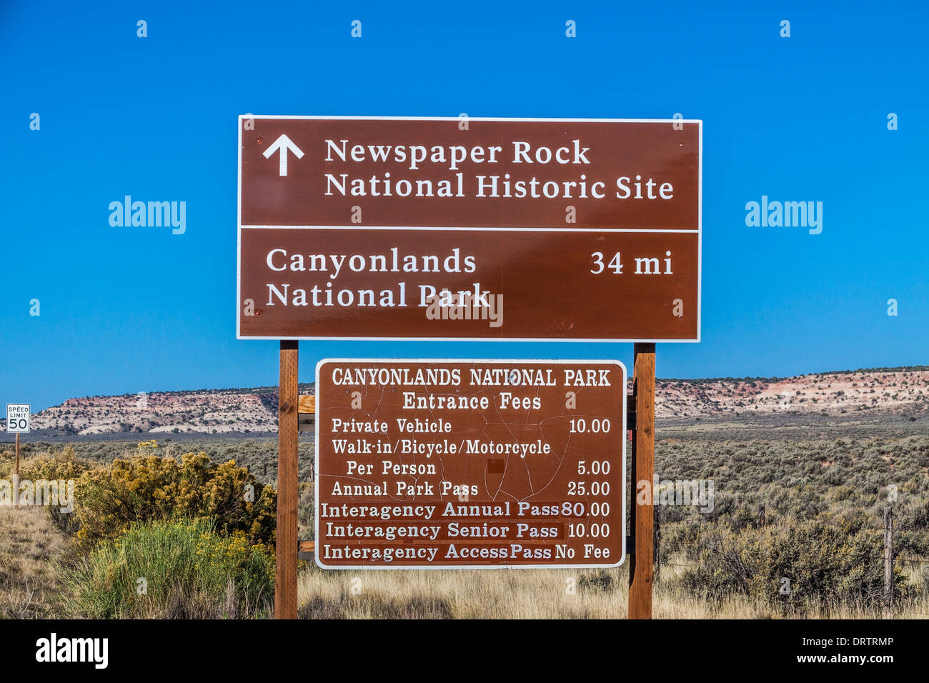 Segno sulla US 211 Scenic Byway in Utah con informazioni sul Parco Nazionale di Canyonlands. Foto Stock