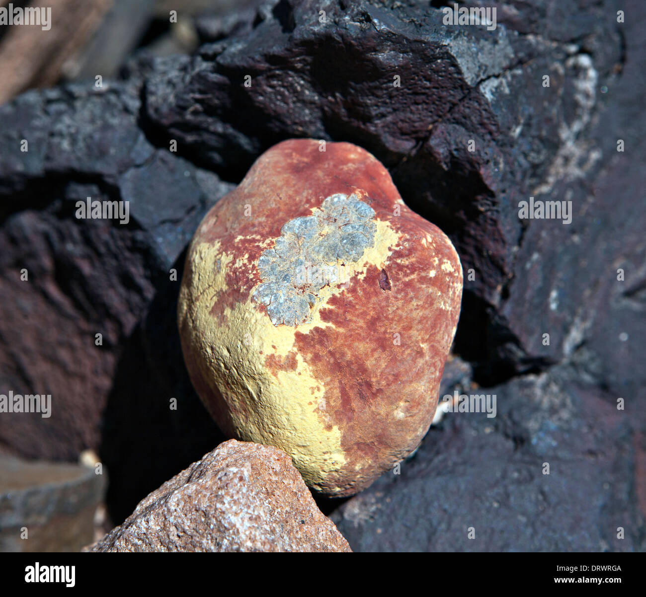 Lava vulcanica calcari di intrusione in primo piano Foto Stock