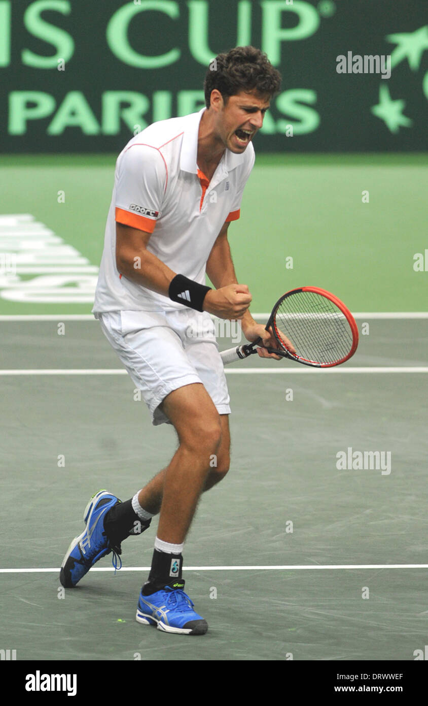 Ostrava, Repubblica Ceca. Il 1° febbraio 2014. Robin Haase (nella foto) dai Paesi Bassi svolge con Jean-Julien Rojer durante la loro Coppa Davis primo round dobles match contro Tomas BERDYCH e Radek STEPANEK: risultati nei dalla Repubblica ceca in Ostrava, Repubblica Ceca, sabato, 1 febbraio 2014. Credito: Jaroslav Ozana/CTK foto/Alamy Live News Foto Stock