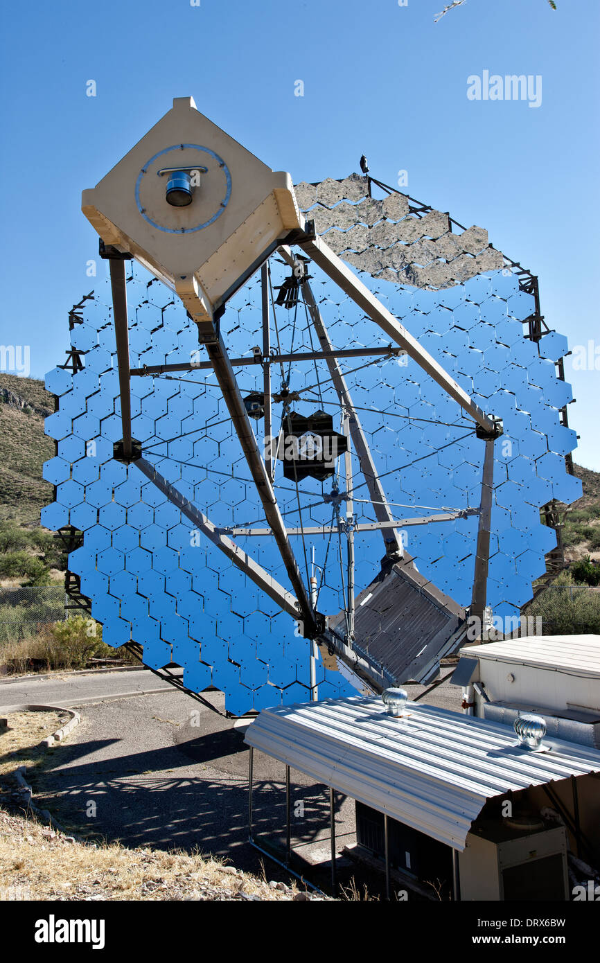 12m Gamma-ray telescopio riflettore, VERITAS. Foto Stock